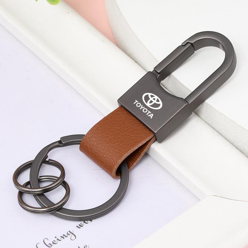 Car Vintage Leather Keychain Ring Zinc Alloy Chain Key For Toyota Hilux Aygo Yaris Ractis Corolla Camry CHR Auris Tacoma Cruiser