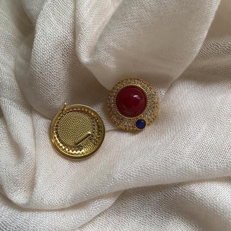 French Retro Unique Temperament, Light Luxury, Round Red Diamond-Encrusted Diamonds, Ring Earrings, Beautiful Gemstone Uniqueness