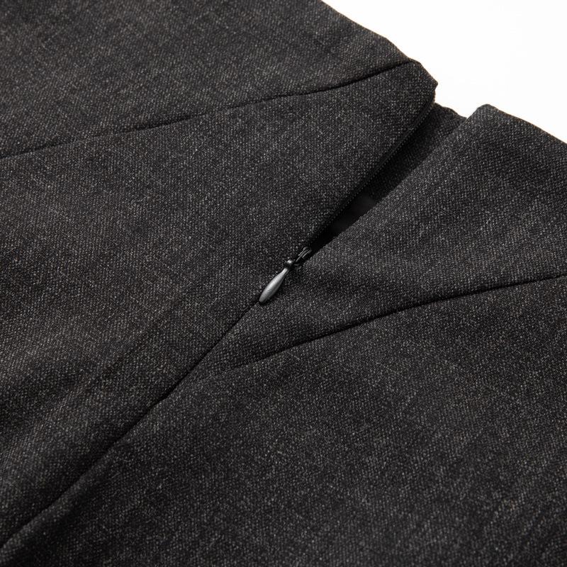 2025 Autumn/Winter High-Waist Black Pleated A-Line Mid-Length Skirt