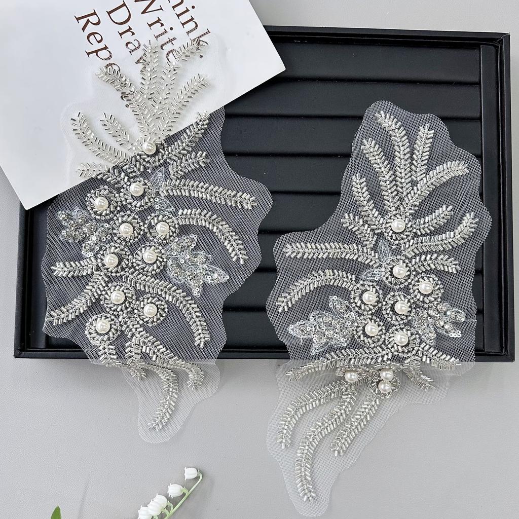 Nät, Nagelpärlor, Paljetter, Broderidekorationer, Blomsterlappar, Kläder, Klänningar, Bröllopsklänningar, Väskor, Accessoarer, Tyglappar