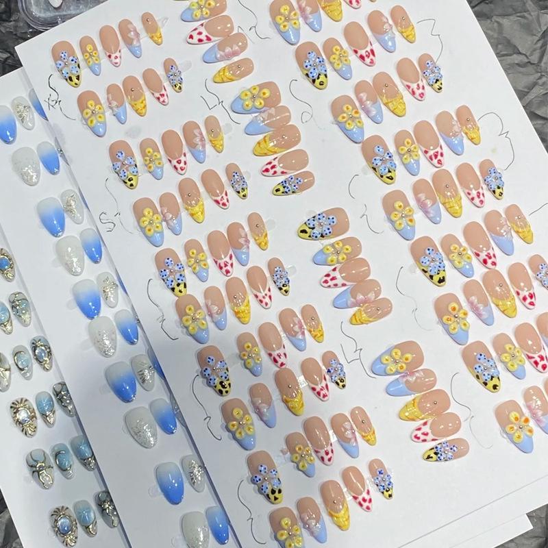 30-Piece 3D Almond Manicure Tips: Leopard & Seashell Design