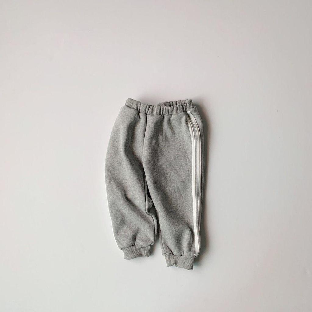 Korean Children's Side Stripe Cotton Sweatshirt & Pants Set for Boys and Girls - Autumn/Spring Casual Style