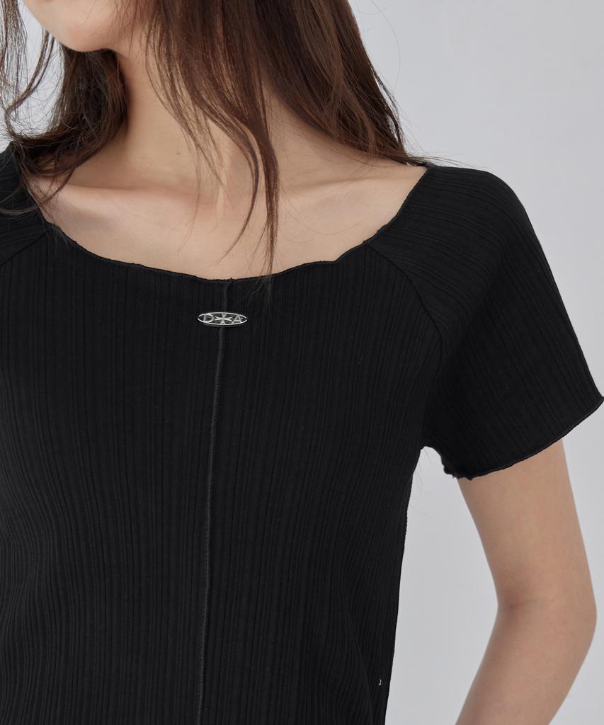 Leondeondada Pleated Pendant Boat Neck Short Sleeve T-Shirt, Black