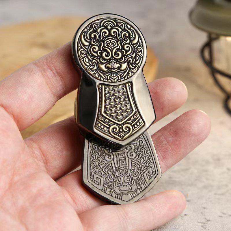 Shield-Shaped Stress Relief Slider Adult Metal Stress Relief Toy Push-Pull Stress Relief Slider ADHD Stress Relief Toy Gift