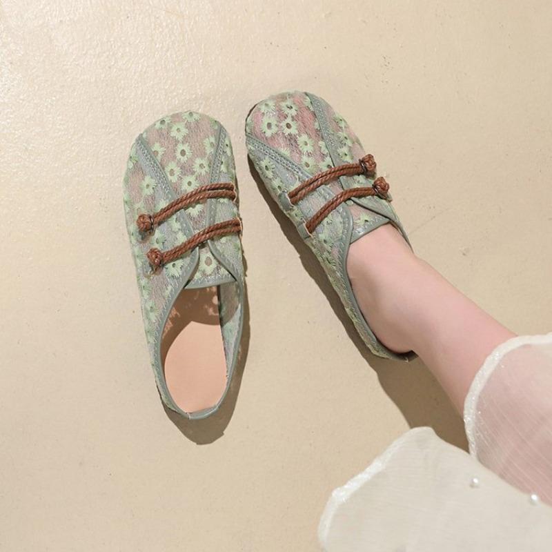 Fashion Woman Footwear Flat Slip on Hollow Mesh Breathable Shoes for Women Offers Korean Aesthetic High Quality Deals Cotton Original