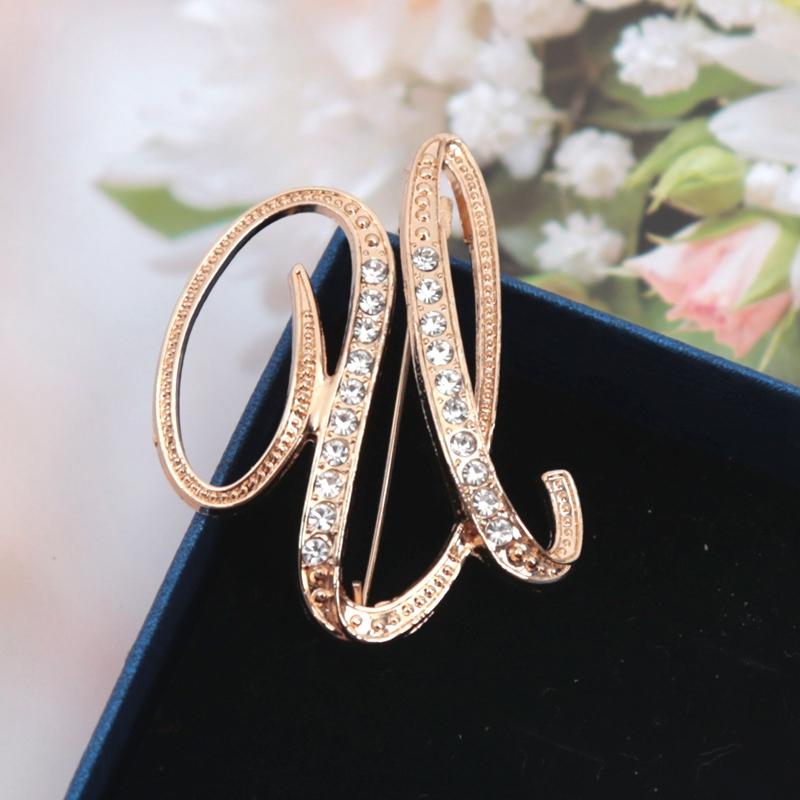 Fashion Women Rhinestone Brooch A-Z English Letter Gold Color Metal Pins Crystal Alphabet Jewelry Shirt Clothes Accessories Gift