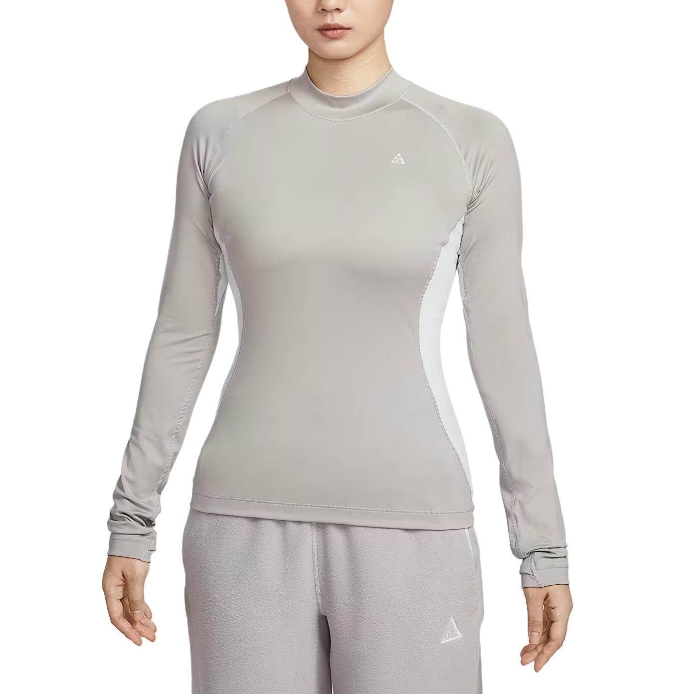 Nike ACG Raglan Sleeve T Shirt Women s IO0231-009 L
