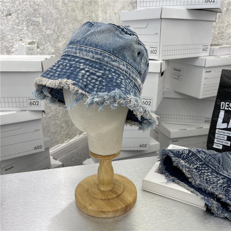 

Versatile Hat Style Vintage Denim Womens Sunshade Fisherman Hatscaps Light Blue