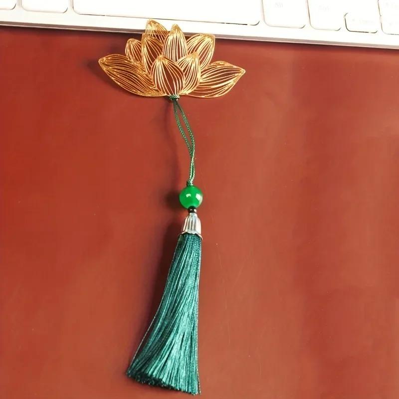 

Brass Lotus Bookmark with Dark Green Tassel - Vintage Literary Page Marker for Book Lovers