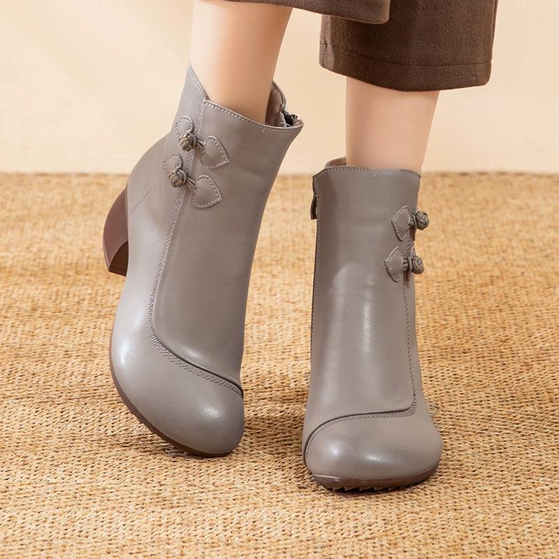 Genuine leather Spring and Autumn 2026 new mid heeled short boots retro round toe warm and comfortable women's shoes