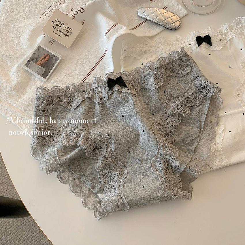 Ladies Spring and Autumn Vintage Lace Bow Pure Cotton Triangle Briefs