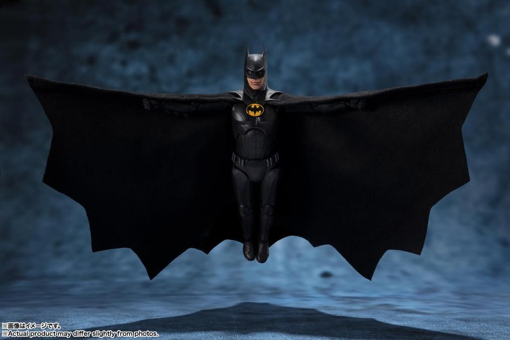 TAMASHII NATIONS Batman Approximately 150mm ABS PVC Cloth Painted Movable Figure S.H.Figuarts (The Flash) & &