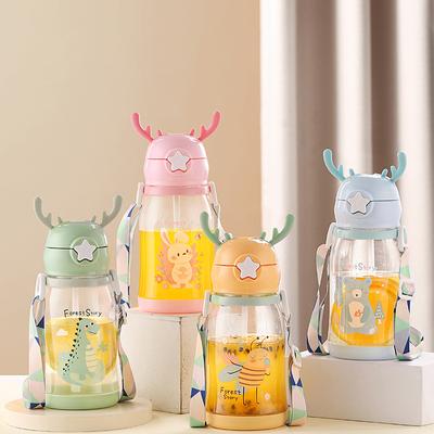 Bouteilles d'eau pour enfants avec paille Tasse pour enfants Anti-fuite Tasse à bec pour enfants Bouteilles d'alimentation pour bébé créatives et dessinées pour l'extérieur