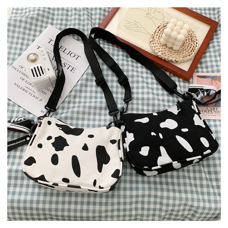 Ins Japanese-style Cute Harajuku-style Cow Shoulder Bag with A Korean-style Touch, Soft Girlish Teenage Cross-body Canvas Bag