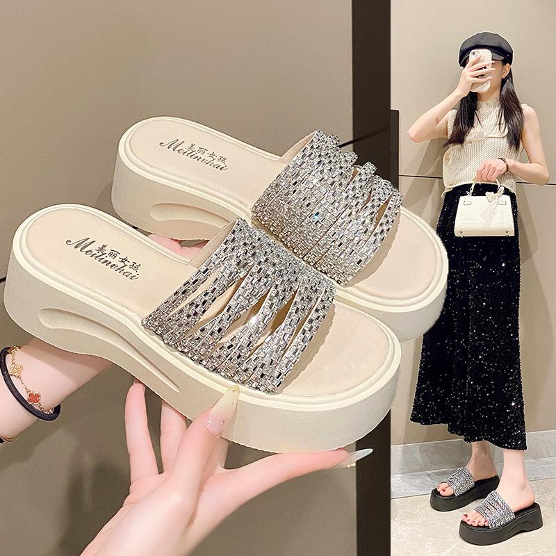 One-word Cool Slippers Women's Outer Slippers Summer 2025 New Muffin Platform Women's Shoes Rhinestone Heightening Sandals