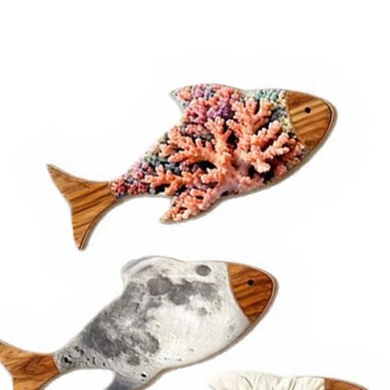 3Pcs Wooden Fish Wall Decoration, Coral Moon Seaweed Fish Hanging Ornament, Nautical Coastal Ocean Theme Wall Art for Bathroom, Living Room