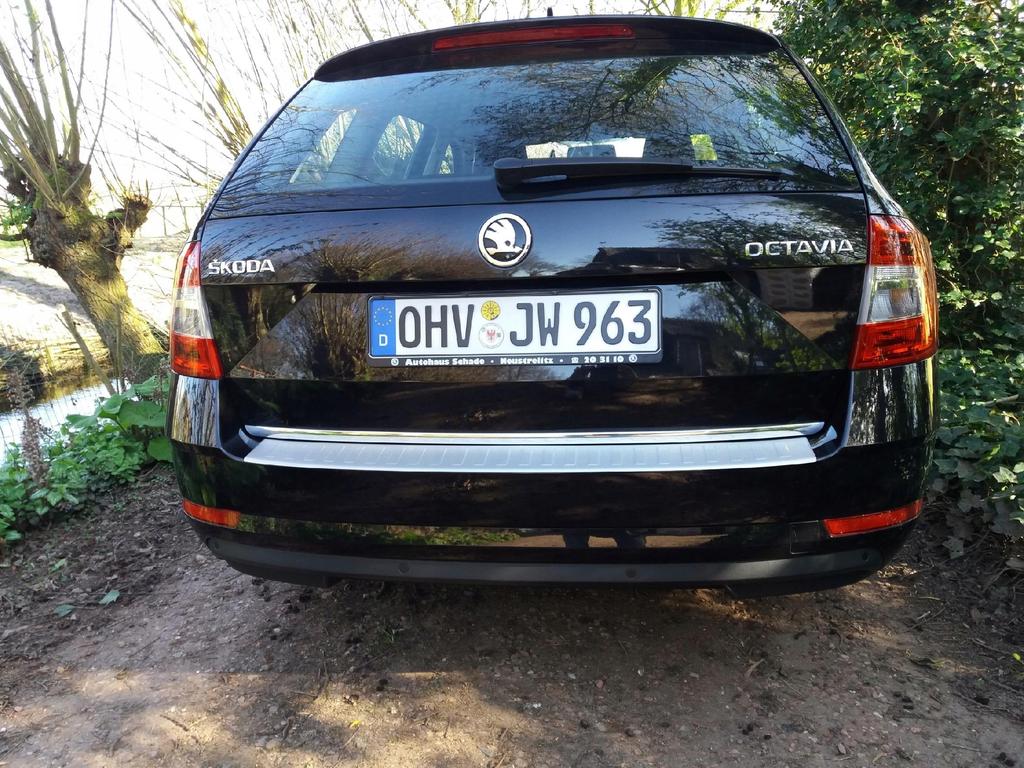 CHROME TRIM FOR TAILGATE Skoda Octavia 2 Kombi