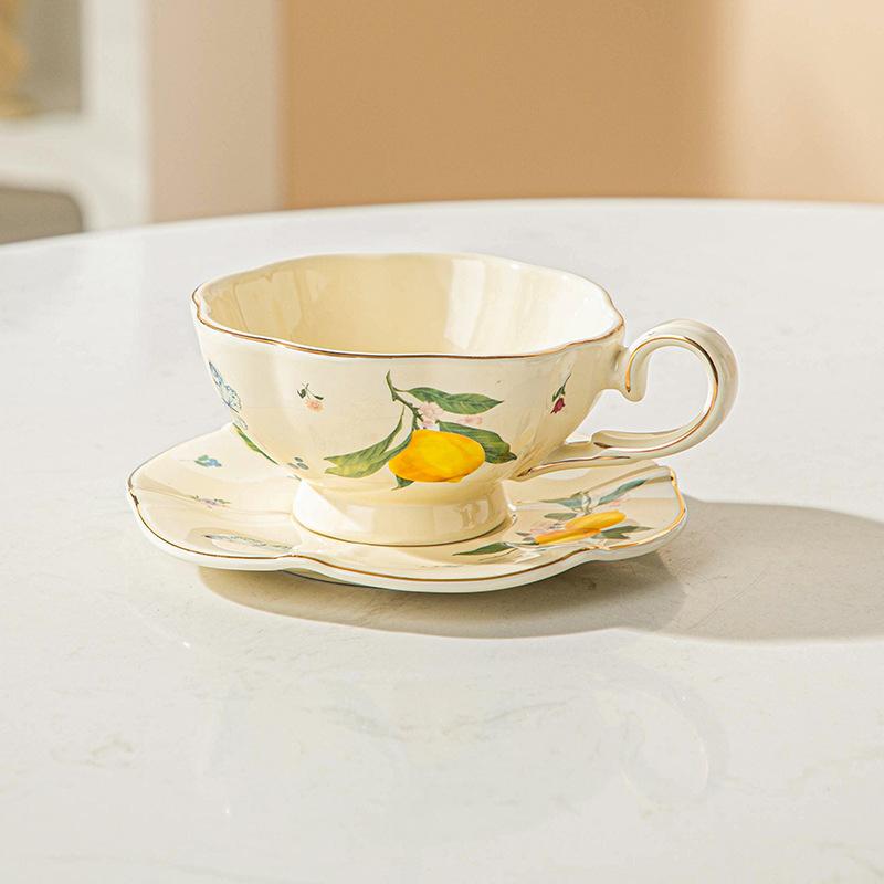 Ins New French Retro Floral Ceramic Coffee Cup Saucer Set High-end Afternoon Tea Cup Pastoral Flower Tea Cup