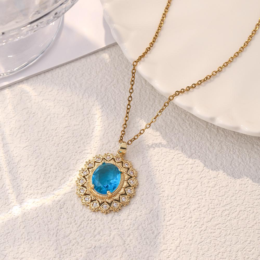 Women's Luxury Titanium Steel Pendant Clavicle & Long Sweater Necklace - Niche Design