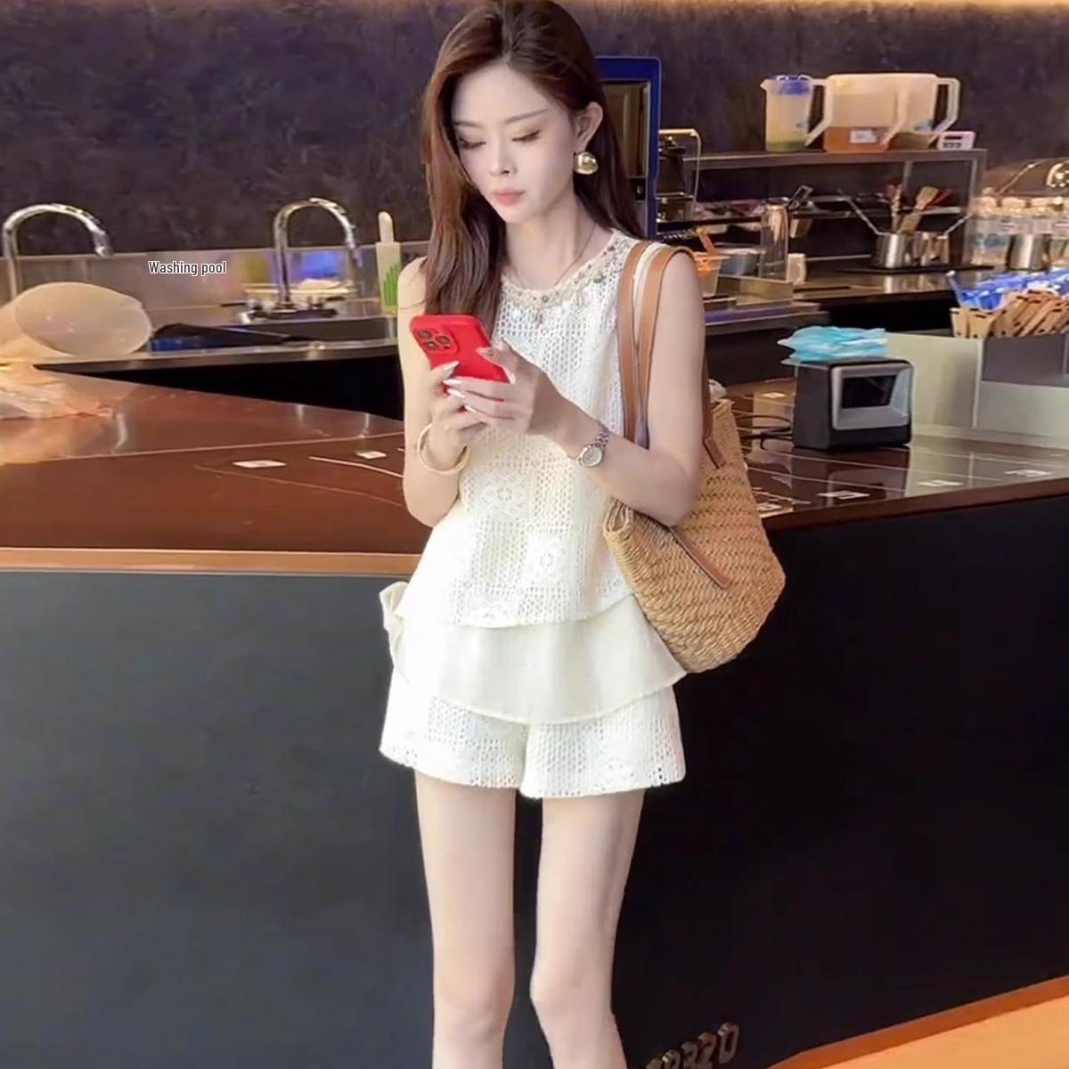 

2026 Summer Women s Elegant Lace Shorts and Sleeveless Tank Two-Piece Set M: Recommended 40-50 kg