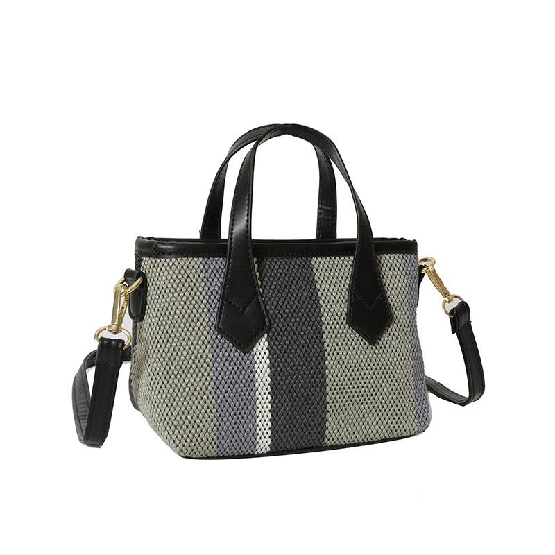 Fashion Handbag Simple Vertical Stripe Large Capacity Bag Casual Trendy Light Shoulder Messenger Bag