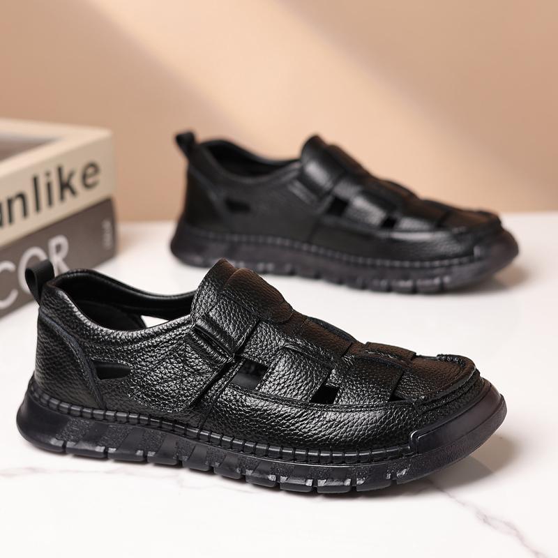 Fashion Summer New Flats Fashion Mesh Casual Sandals Men Breathable Outdoor Beach Shoes Male Luxury Sandals Mens Slip on Walking Shoes