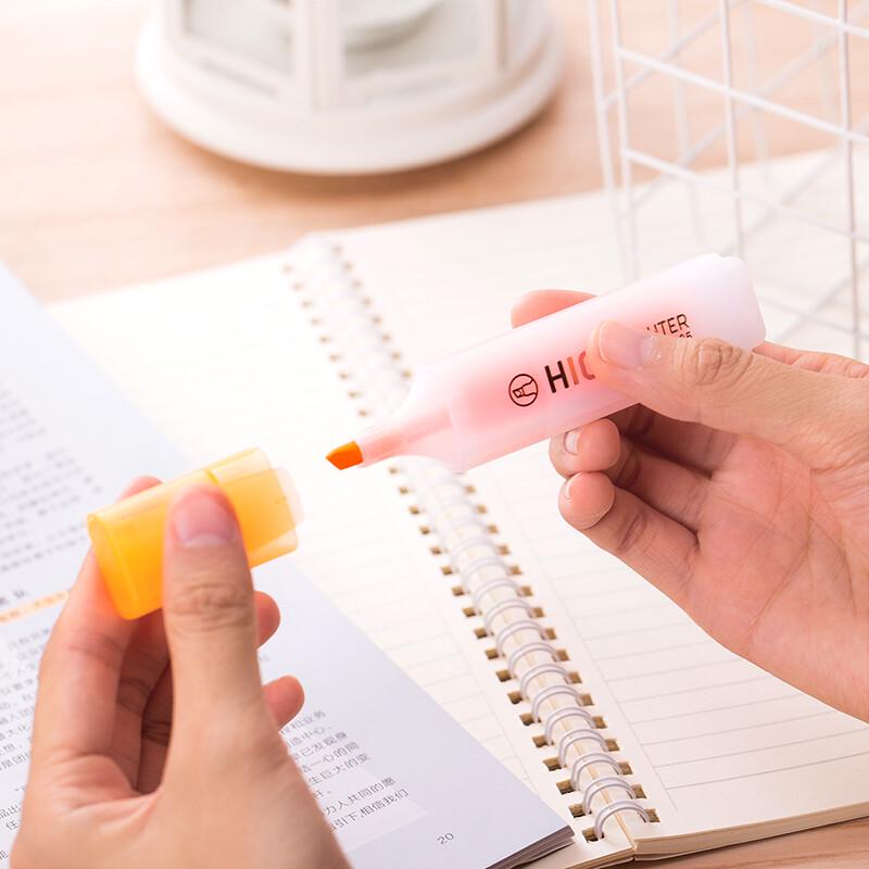 Deli Fluorescent Highlighter Pen Set