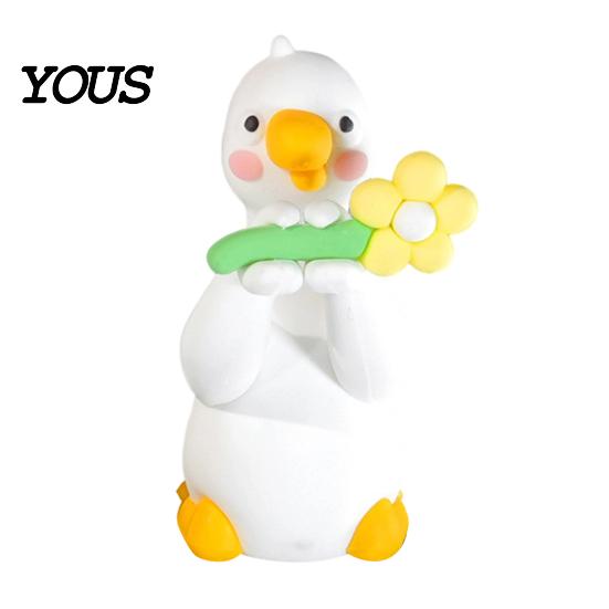 Tiny Duck Collectible Resin Decor for Desk Car Dashboard TV Monitor, Mini Monitor Decoration Figurine, Cute Holding Flower Ornament, Playful