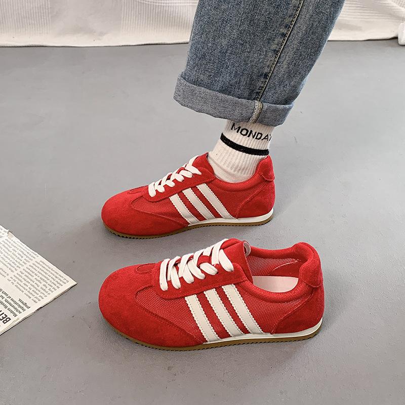 

2025 лето немецкие тренировочные кроссовки женские новые ретро универсальные легкие студенческие сетчатые кроссовки Форреста Гампа спортивные кеды на мягкой подошве 40