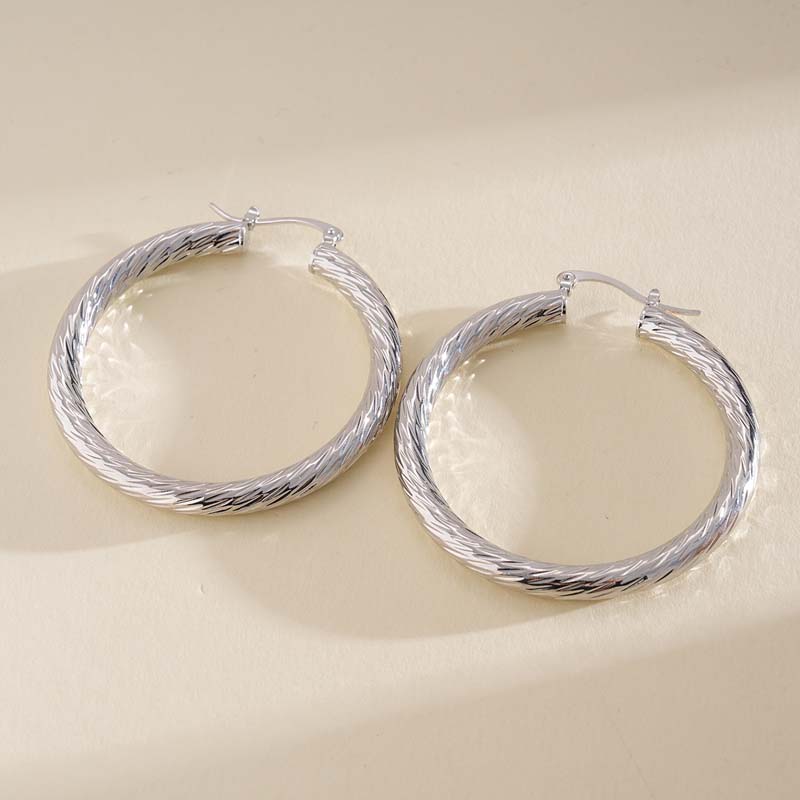 

Fashion Metal Twisted Round Hoop Earrings For Women Classic Gold Color Large Circle Geometric Earrings Zircon Accessories медный