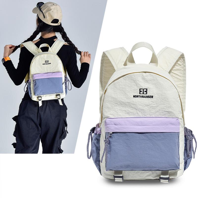 A Trendy and Lightweight Casual Commuting Travel Bag  A Large Capacity Ladies' Backpack with A School Style  and A Campus Schoolbag