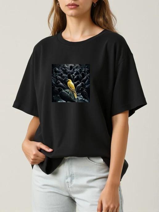 Oversized T-shirt with a bird print S