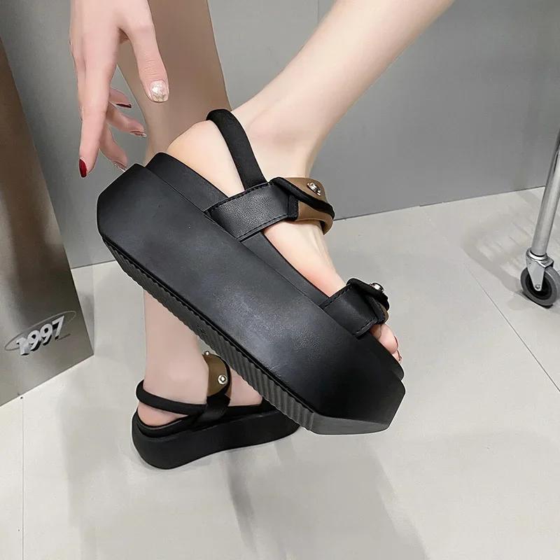 Modes Sieviešu Platformas Sandales JAUNAS Vasaras Dizaineru Zemas Papēžu Masīvi Apavi 8CM Pludmales Iešļūcenes Sieviešu Gladiators Sporta Sandales