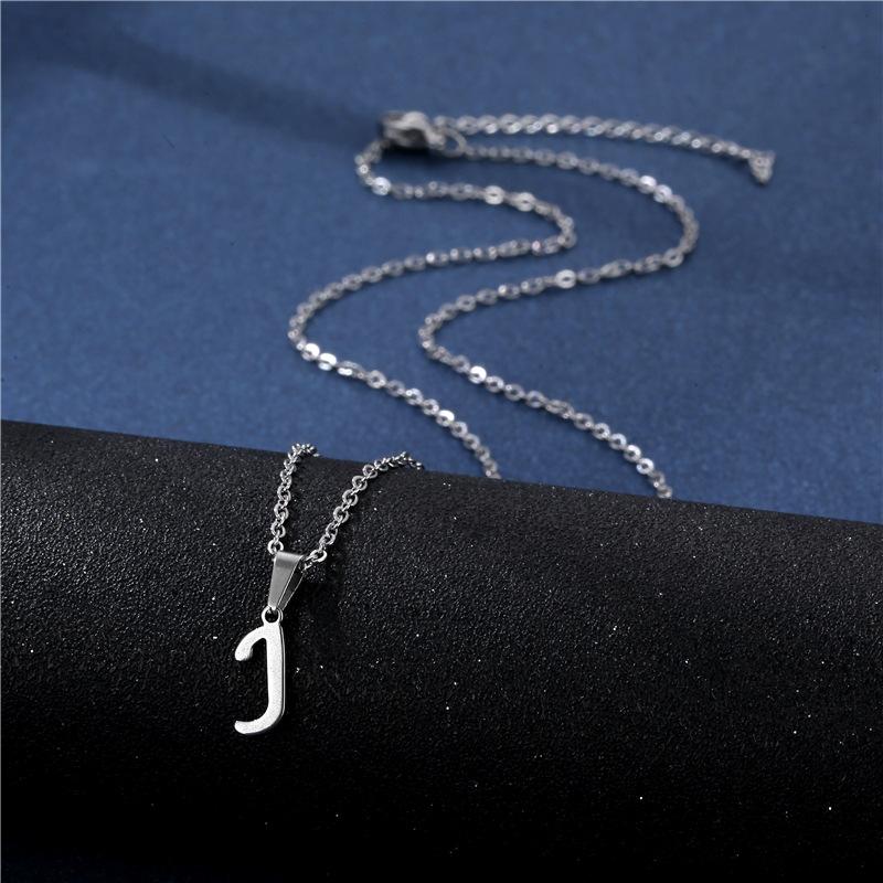 Fashion Initial Letter Pendant Necklace for Women Simple Stainless Steel Letter Glossy Clavicle Chain Choker Necklaces Jewelry