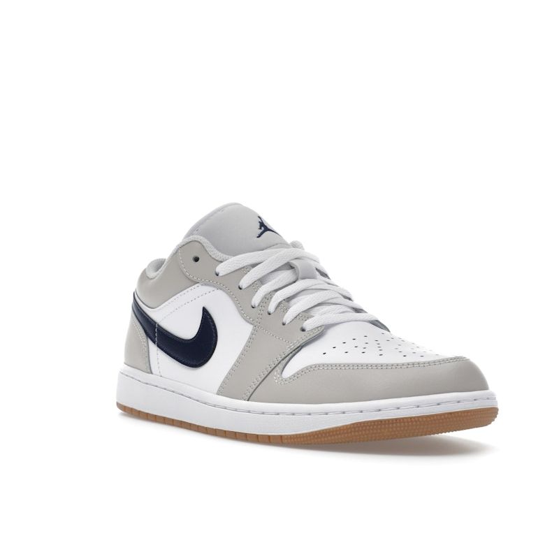 Air Jordan 1 Low Georgetown Herre Sneakers Hvit Nøytral-Grå Gummi-Medium-Brun 553558-146