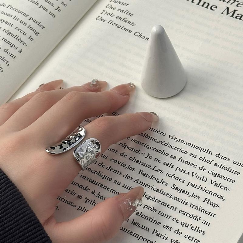 Matte Brushed Round Ball Ring New Fashionable and Trendy Metal Style Shinning Ball Design Ring Geometric Vintage Women Jewelry