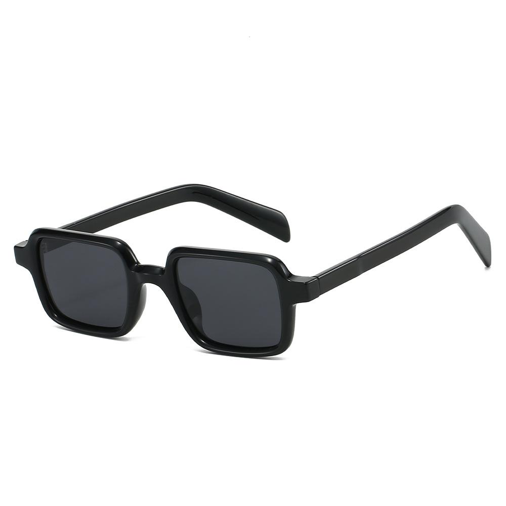 Square Quality Sunglasses Women Shades UV400 Retro Trending Rivets Men Gradient Sun Glasses