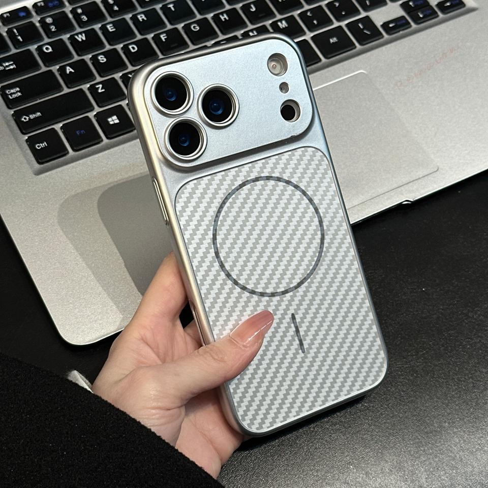

Official Carbon Fiber Magnetic Phone Case For iPhone 17 15 14 13 16 17 Pro Max Plus Magsafe Wireless Charge Protector Cover For iPhone 16