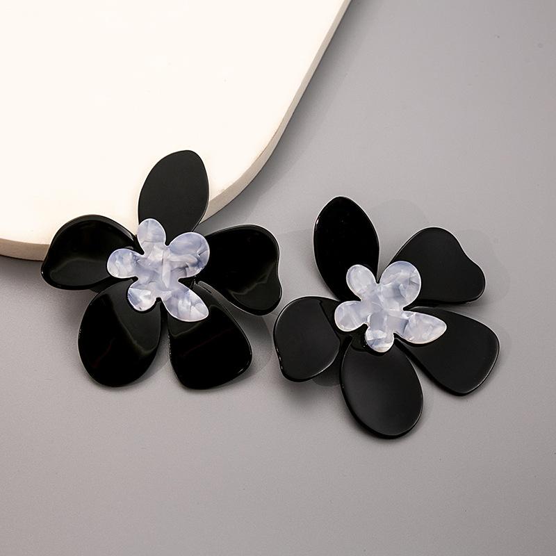 Multi-Colored Flower Earrings, Exaggerated Personality Five-Petal Flower Resin Earrings, High-End Design Floral Stud Earrings For Women