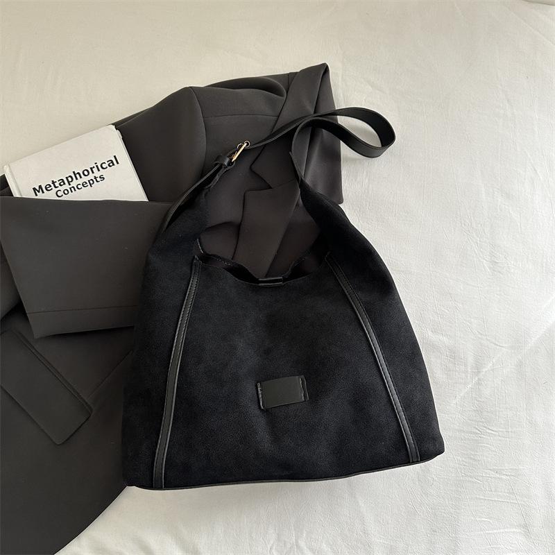 

Women s bag autumn and winter new matte leather retro trend commuter versatile handbag large capacity shoulder tote bag