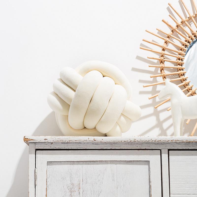 Three Shares Knotted Plush Ball Design Round Throw Pillow Waist Back Cushions Home Sofa Bed Decoration Dolls Toys for Kids