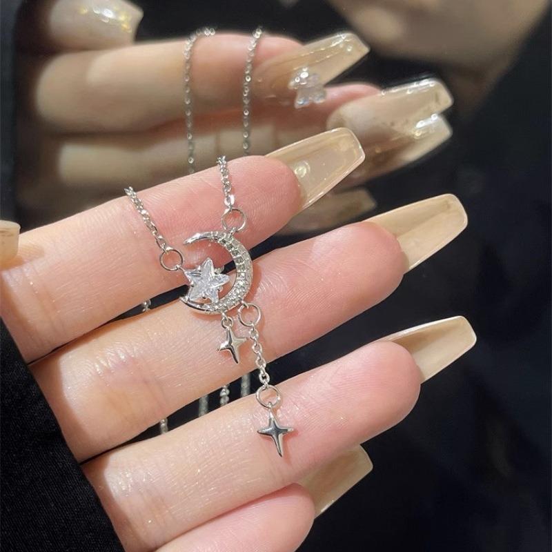 Women Fashion Delicate Star Moon Tassel Pendant Clavicle Necklace