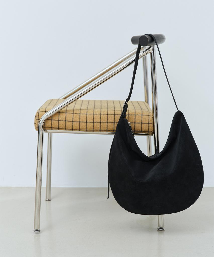 Ovhee Vaylo Moon Hobo Bag_Black
