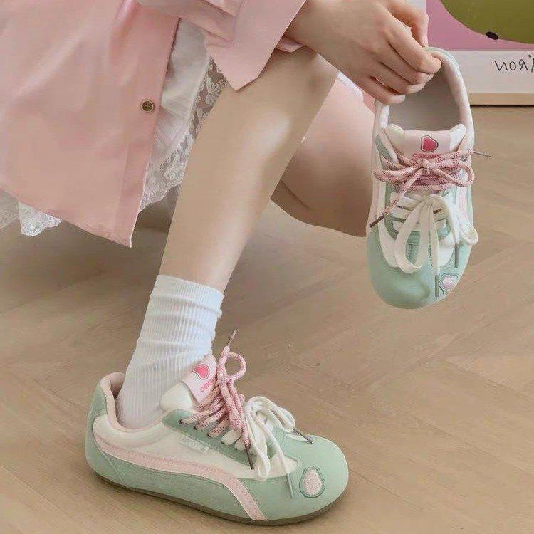 Weiche Lederversion~ vielseitige koreanische Schuhe Damen 2025 neue beliebte Board-Schuhe Studenten-Plateauschuhe weiße Schuhe deutsche Trainingsschuhe