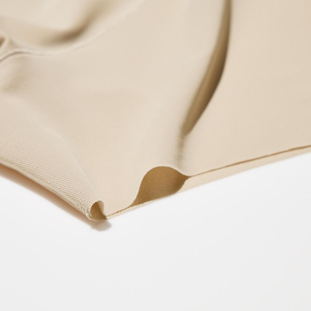 Uniqlo Japan Air RhyThm DeodoranT Mesh V Neck T shirT  shorT sleeVe 