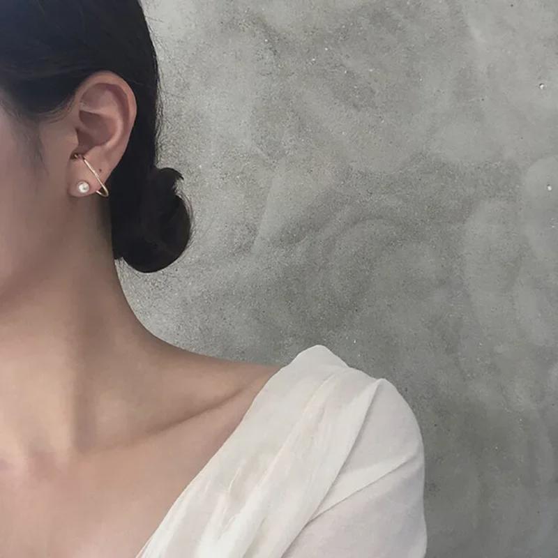 2022 Trendy Pearl Design Earrings: Simple, Elegant, High-End Light Luxury for Women