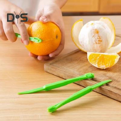 4 Pezzi Utensili Sbuccia Arance Portatili Taglia Buccia di Agrumi Senza Problemi Affettatrice Facile per Frutta Rimuovi Buccia di Limone Gadget da Cucina