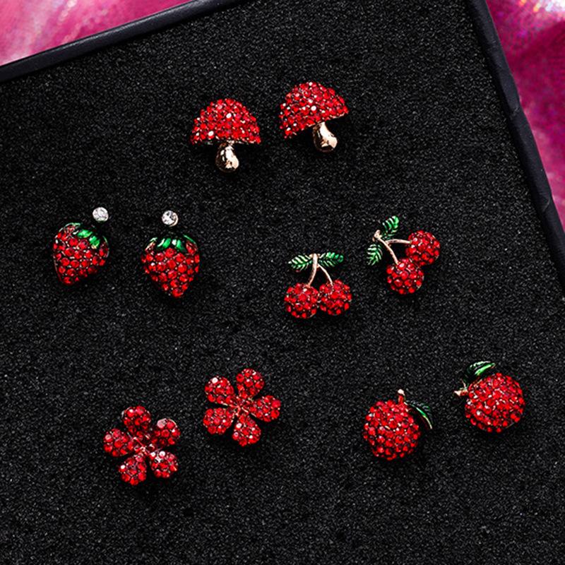 Temperament Red Zircon Strawberry Earrings for Women Shiny Rhinestone Cherry Flower Earrings Delicate Party Wedding Jewelry