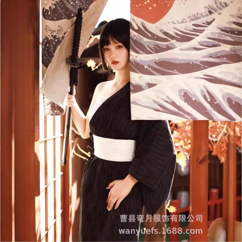Japanese Women'S Kimono Samurai Robe Yukata Japanese Summer Traditional Kimono Retro Dress Script Secret Room Photo