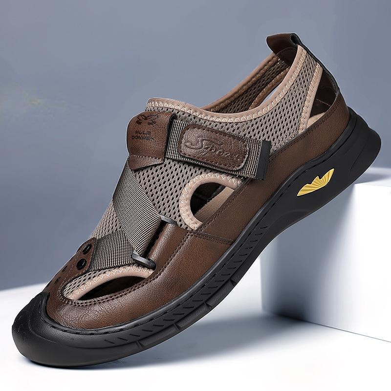 Mode 2024 Sommer Neue Designer Mesh Sandalen für Männer Mode Lässig Weiche Sohle Strand Schuhe Männlichen Atmungs Einfarbig Faulenzer Mann